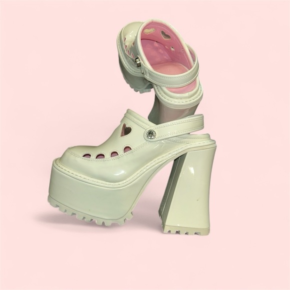 Sugar Thrillz Dolls Kills platform heels - Picture 1 of 7